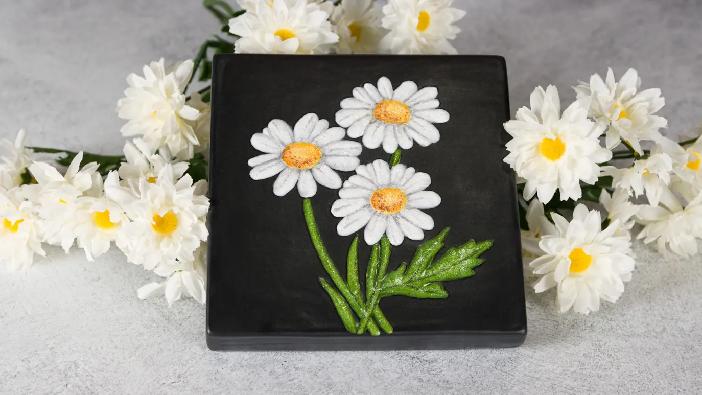 canvas decorated with daisy flowers